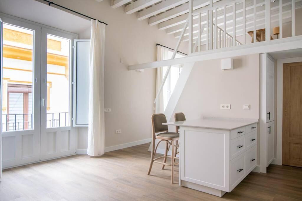 G12 Trendy And Comfy Bright Loft Meters From Bullring And Trianas Bridge, Galera Street Apartamento Sevilha Exterior foto